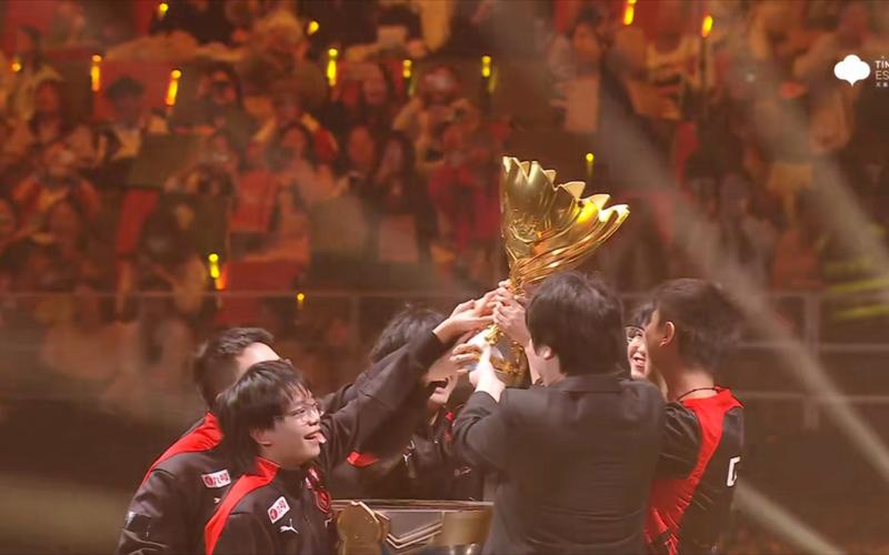 秋季赛常规赛第二轮第四周王者时刻：诺言、Alan重返赛场